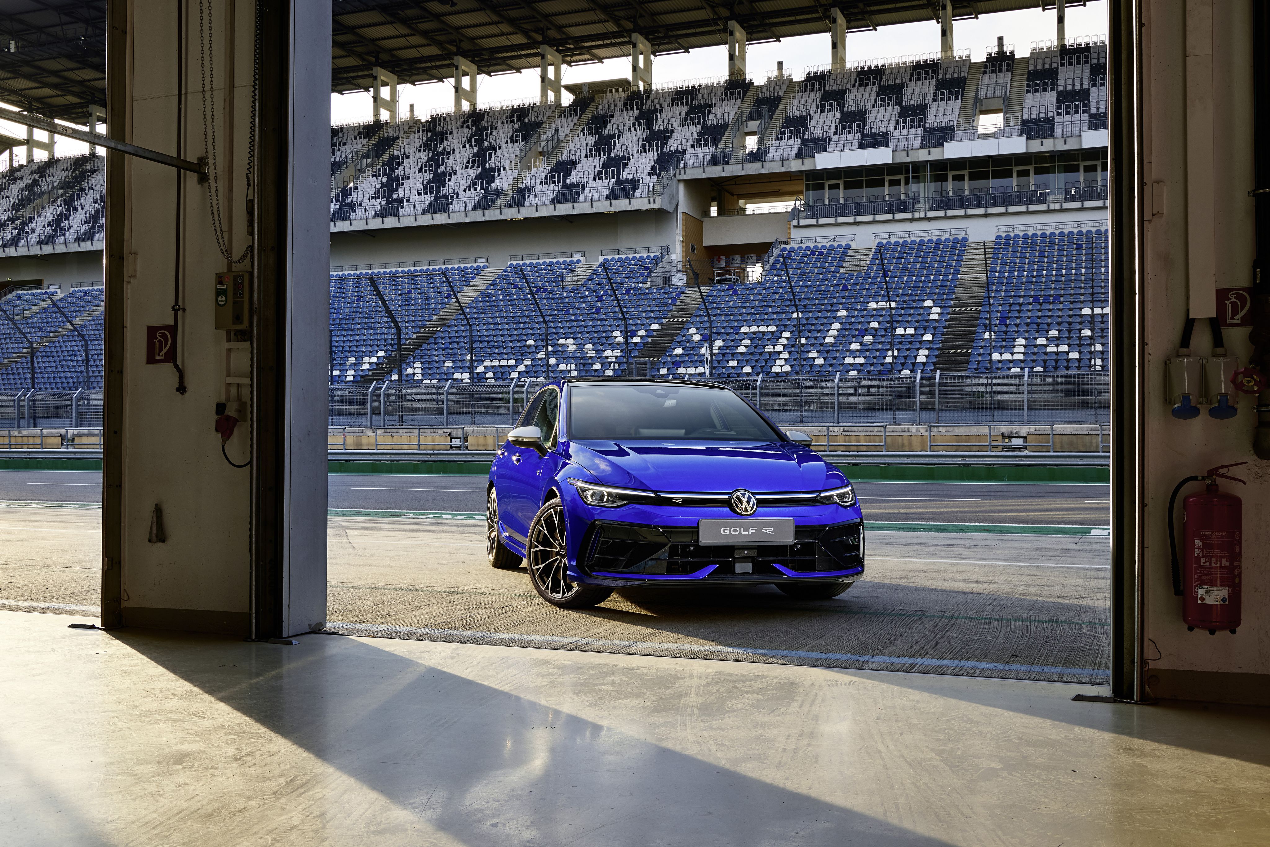 Volkswagen Golf R 2024