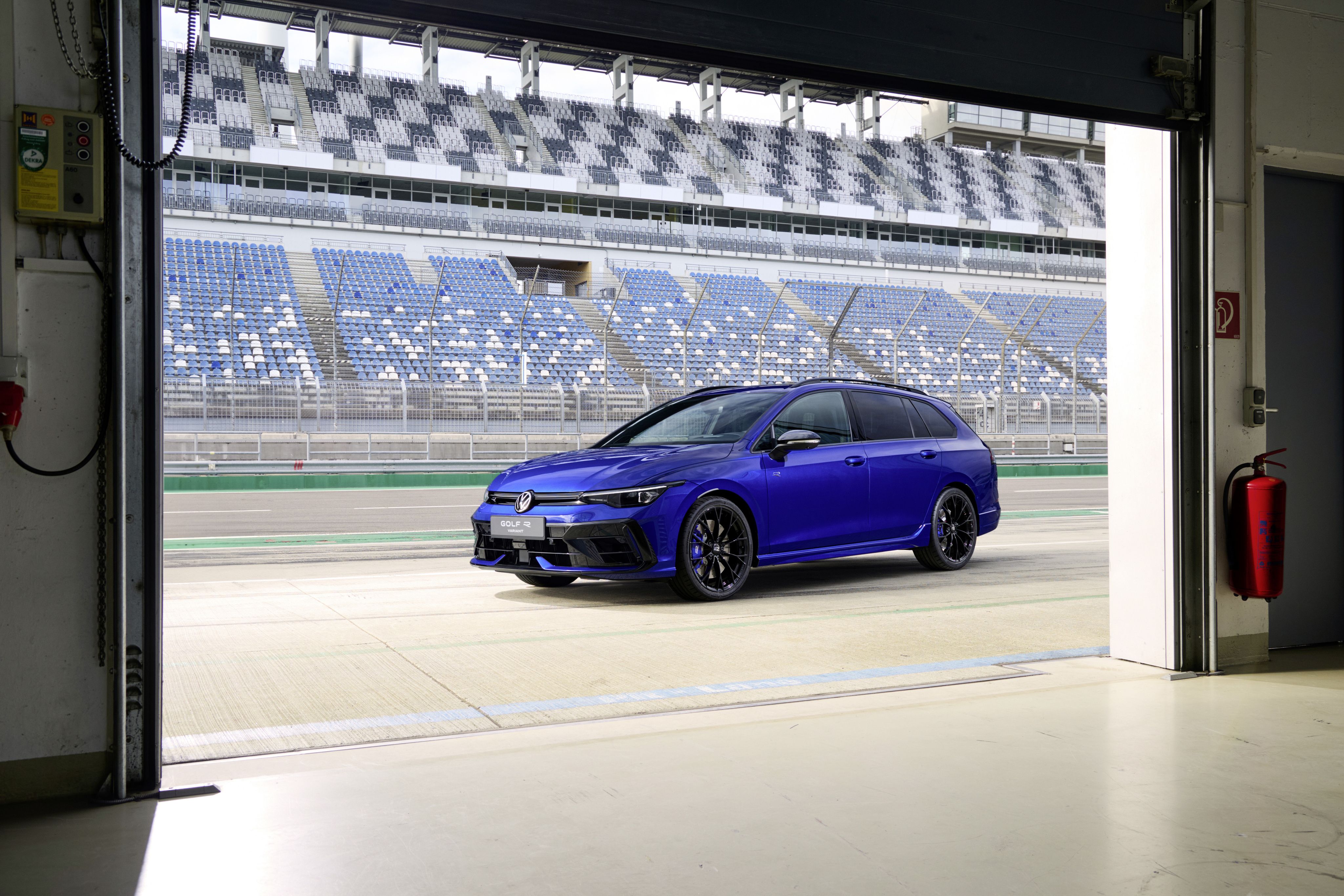 Volkswagen Golf Variant R 2024