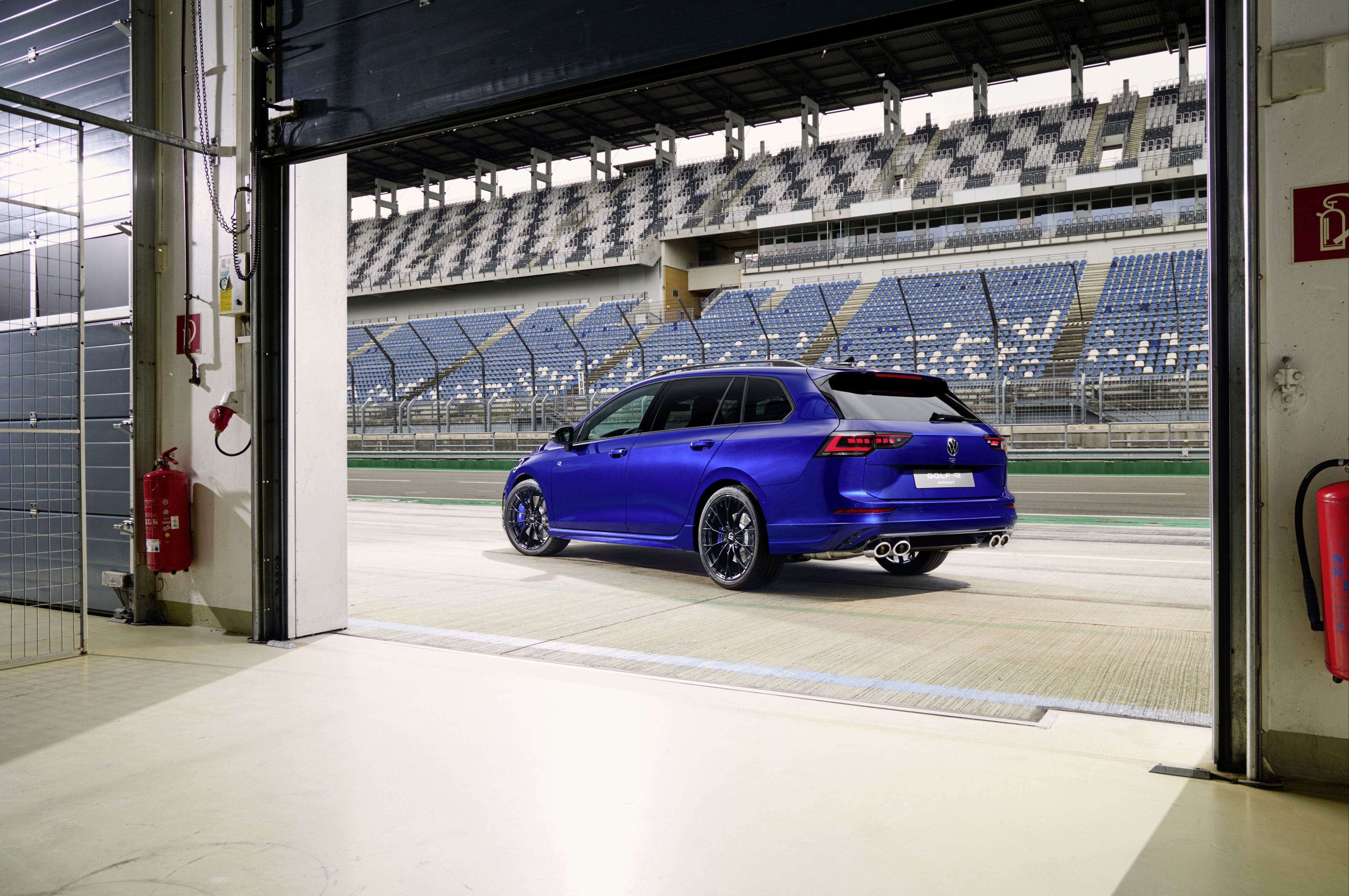 Volkswagen Golf Variant R 2024