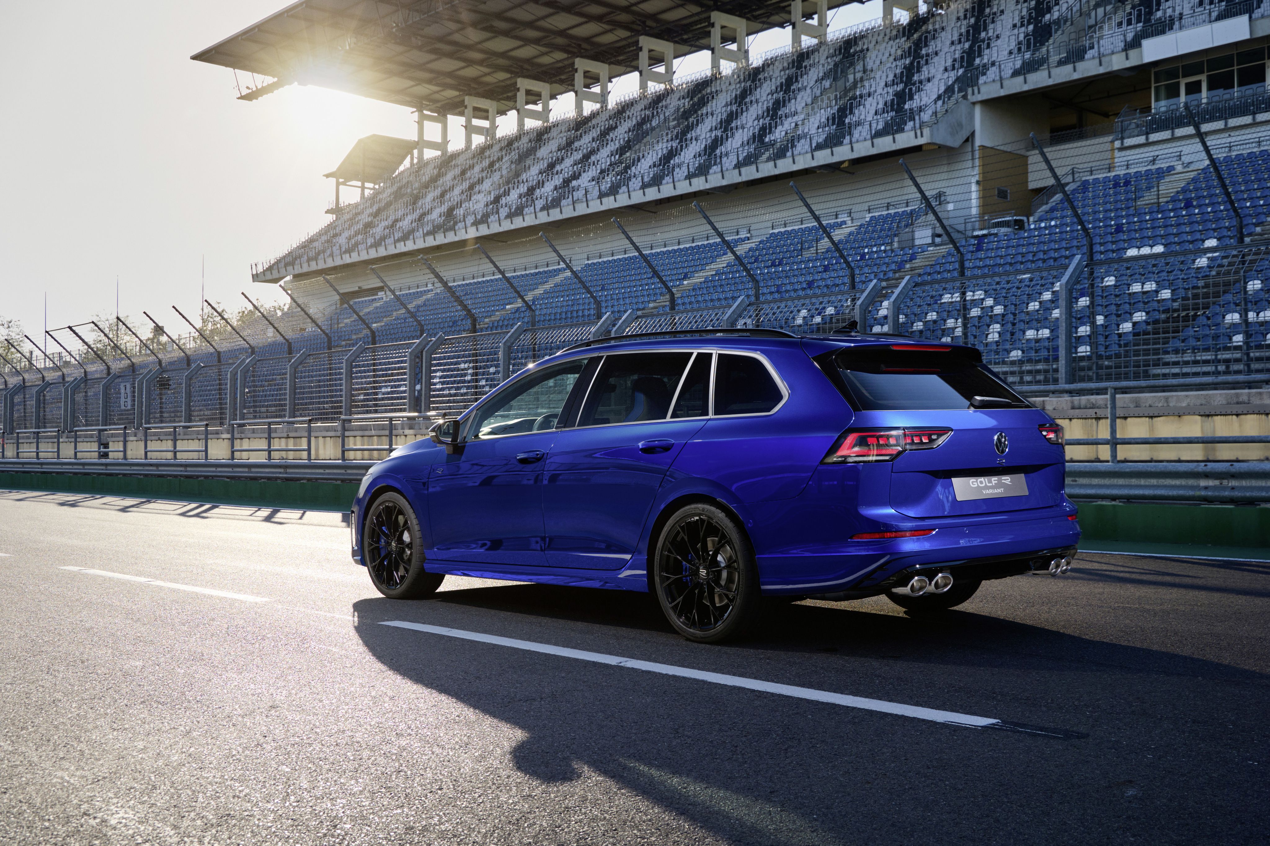 Volkswagen Golf Variant R 2024
