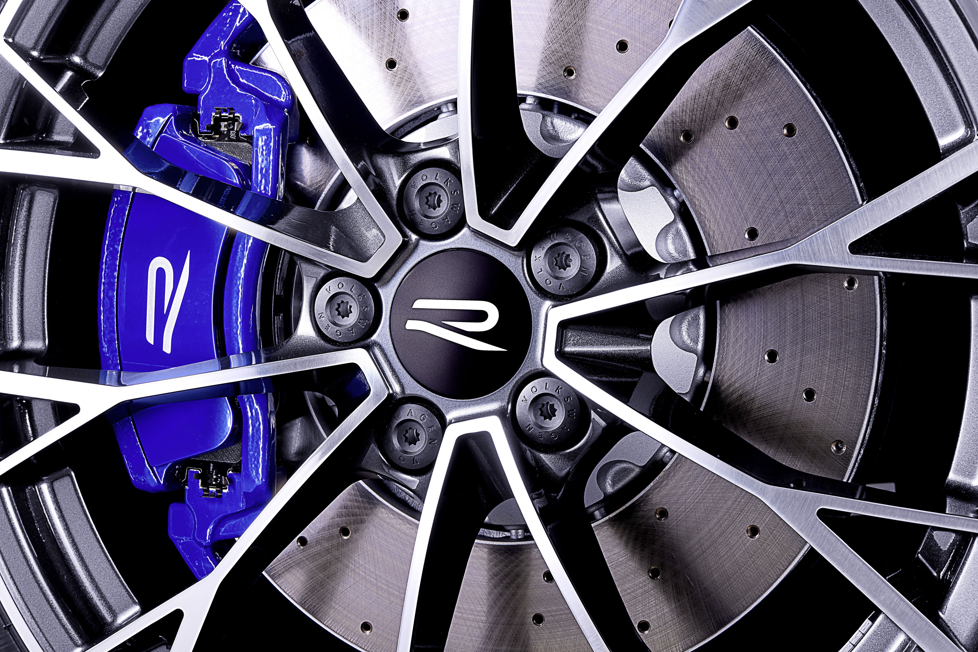 Volkswagen Golf R 2024