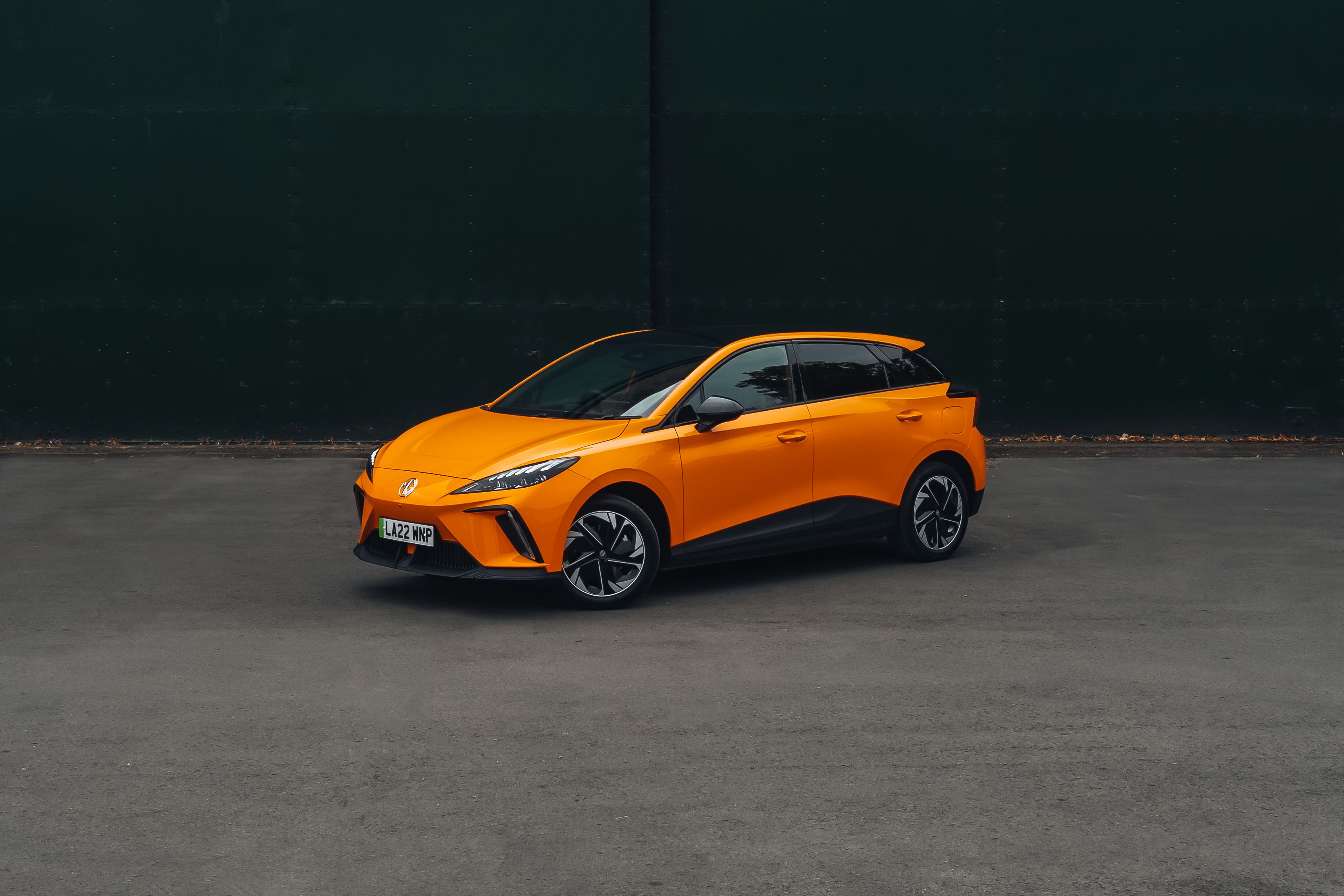 Exterior Static 06 0