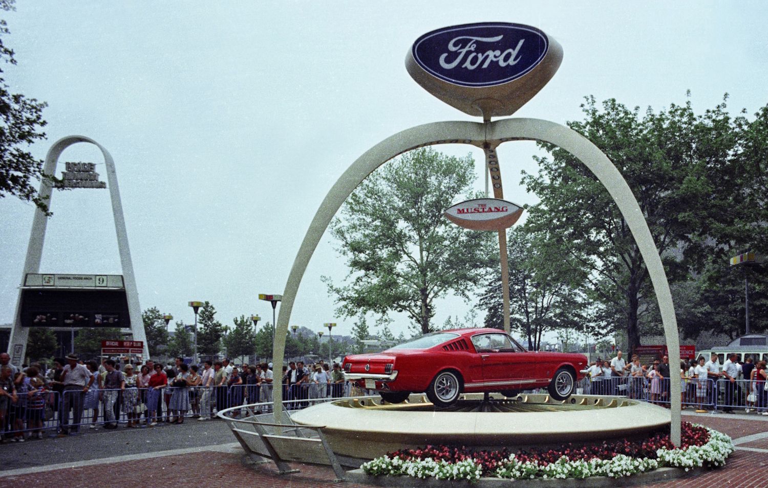 1964 Worlds Fair Ford Exhibit 1965 Mustang