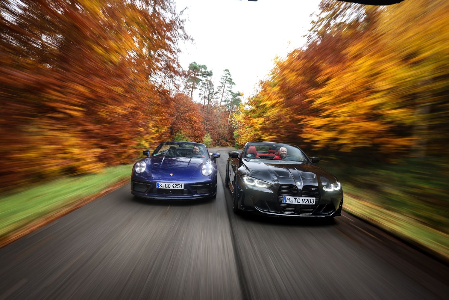 BMW M4 Competition Xdrive Cabrio vs Porsche 911 Carrera 4 GTS Cabrio