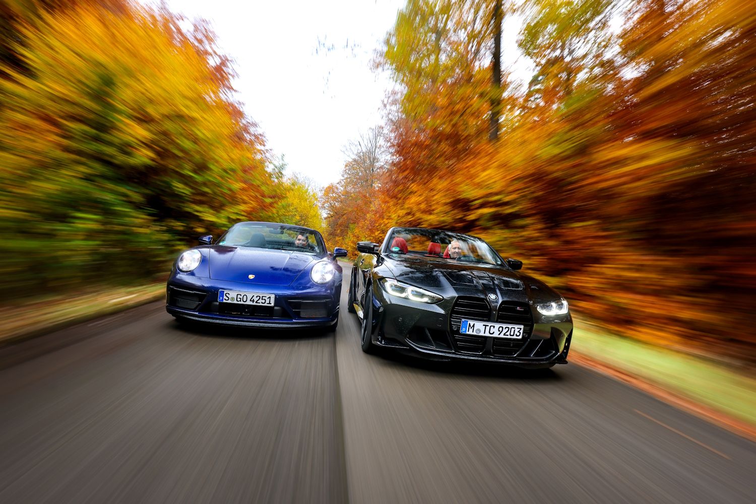 BMW M4 Competition Xdrive Cabrio vs Porsche 911 Carrera 4 GTS Cabrio