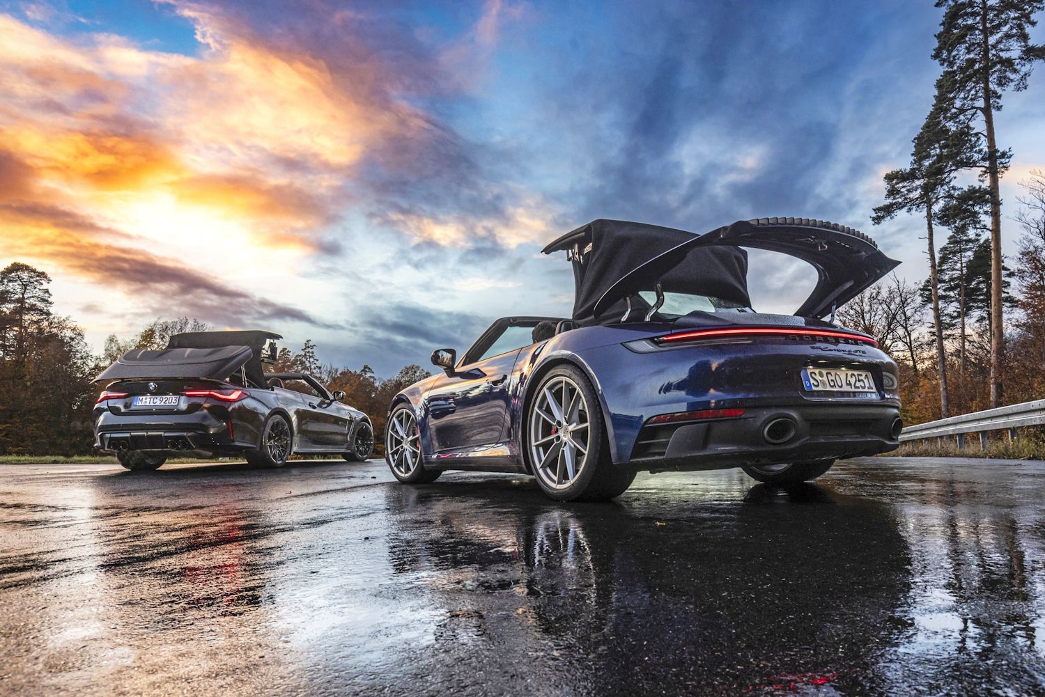 BMW M4 Competition Xdrive Cabrio vs Porsche 911 Carrera 4 GTS Cabrio