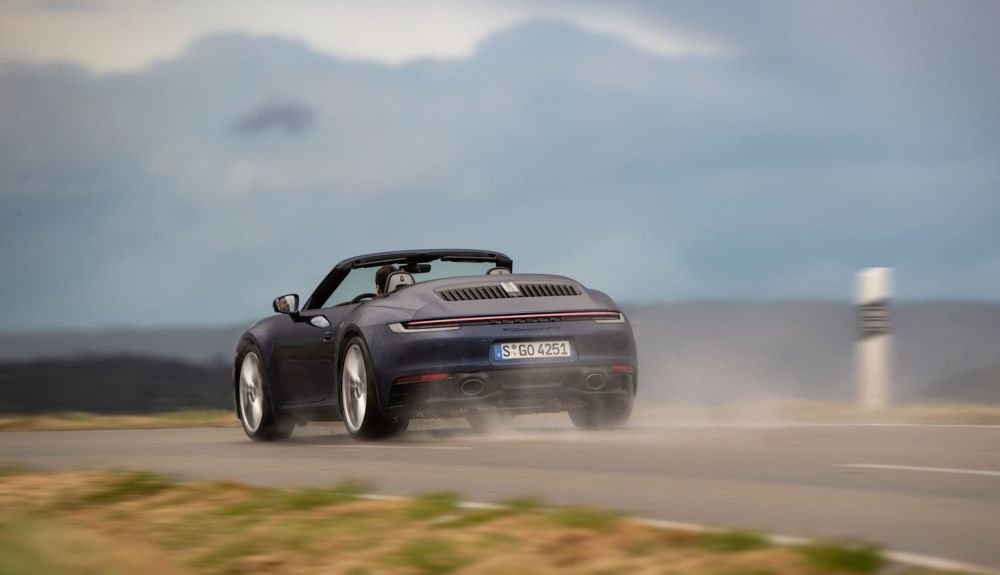 Porsche 911 Carrera 4 GTS Cabrio