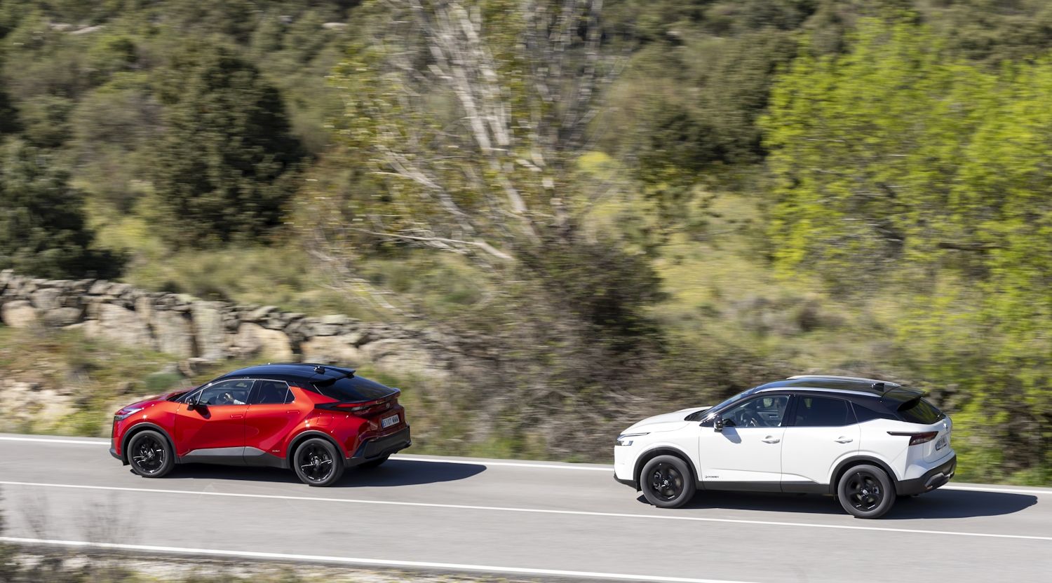 Comparativa: Nissan Qashqai e-Power vs Toyota C-HR 200H