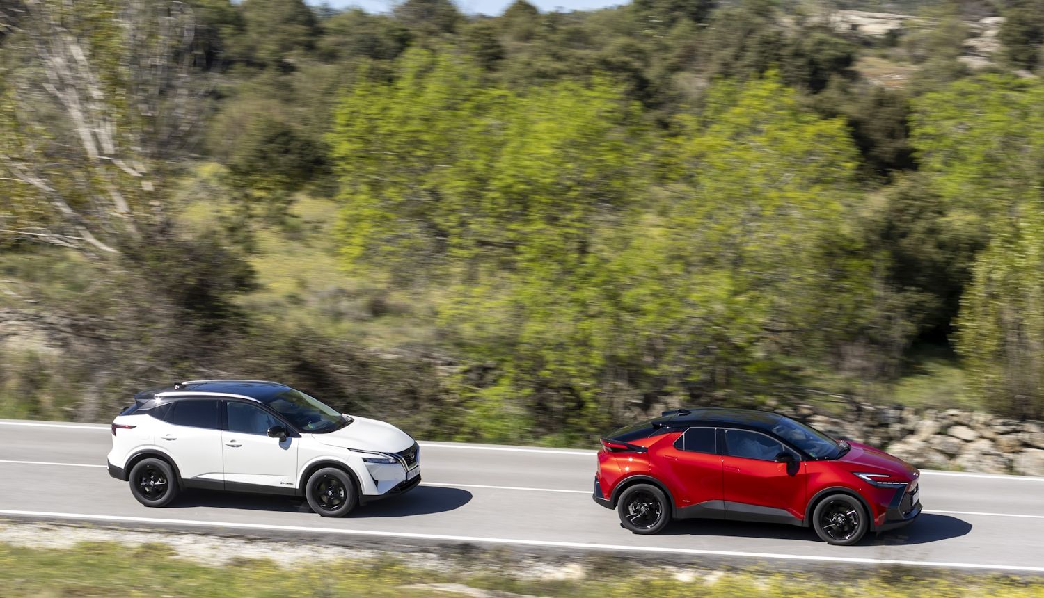 Comparativa: Nissan Qashqai e-Power vs Toyota C-HR 200H