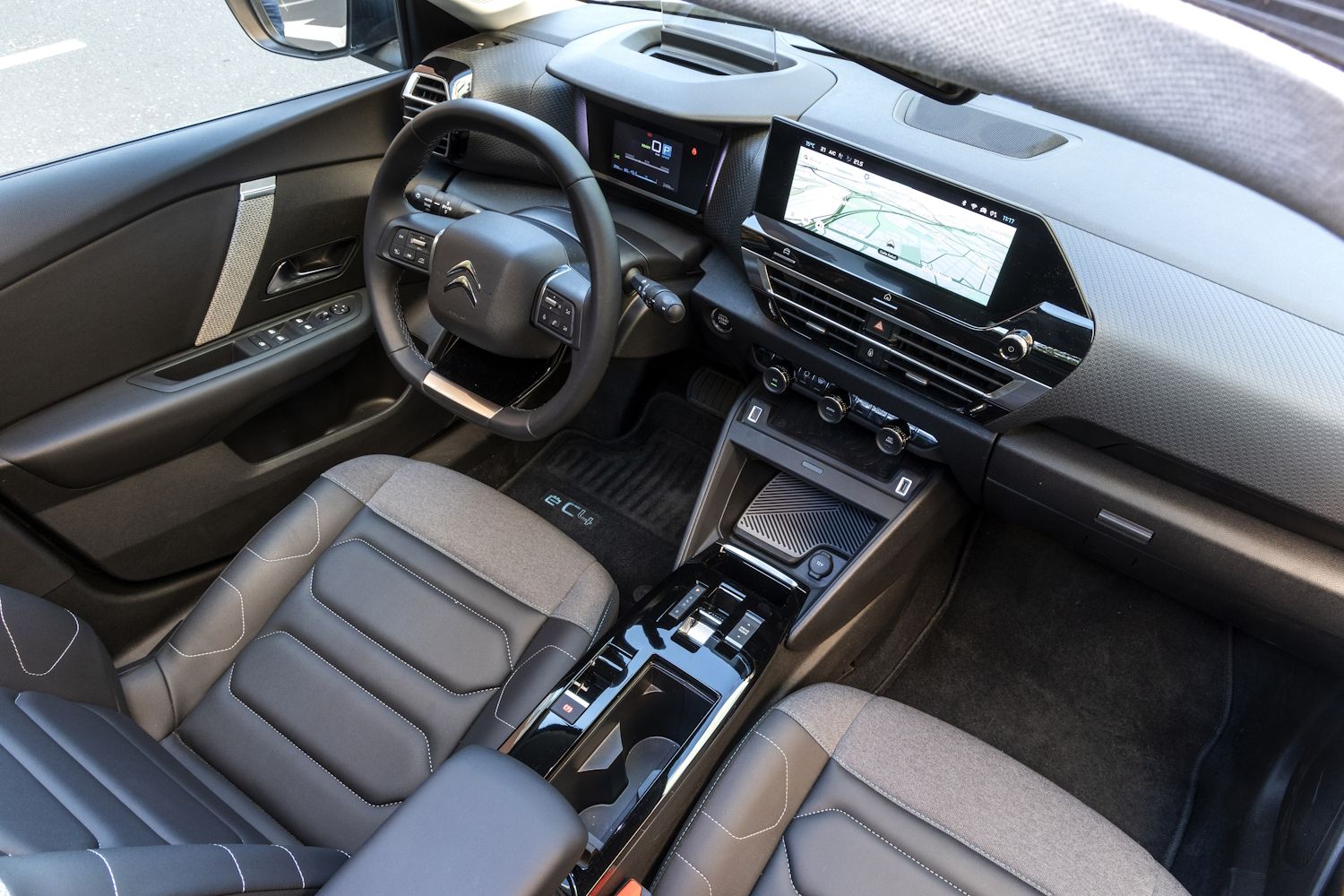 Citroën ë-C4 X 2024