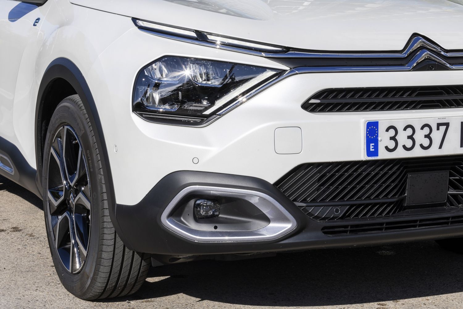 Citroën ë-C4 X 2024