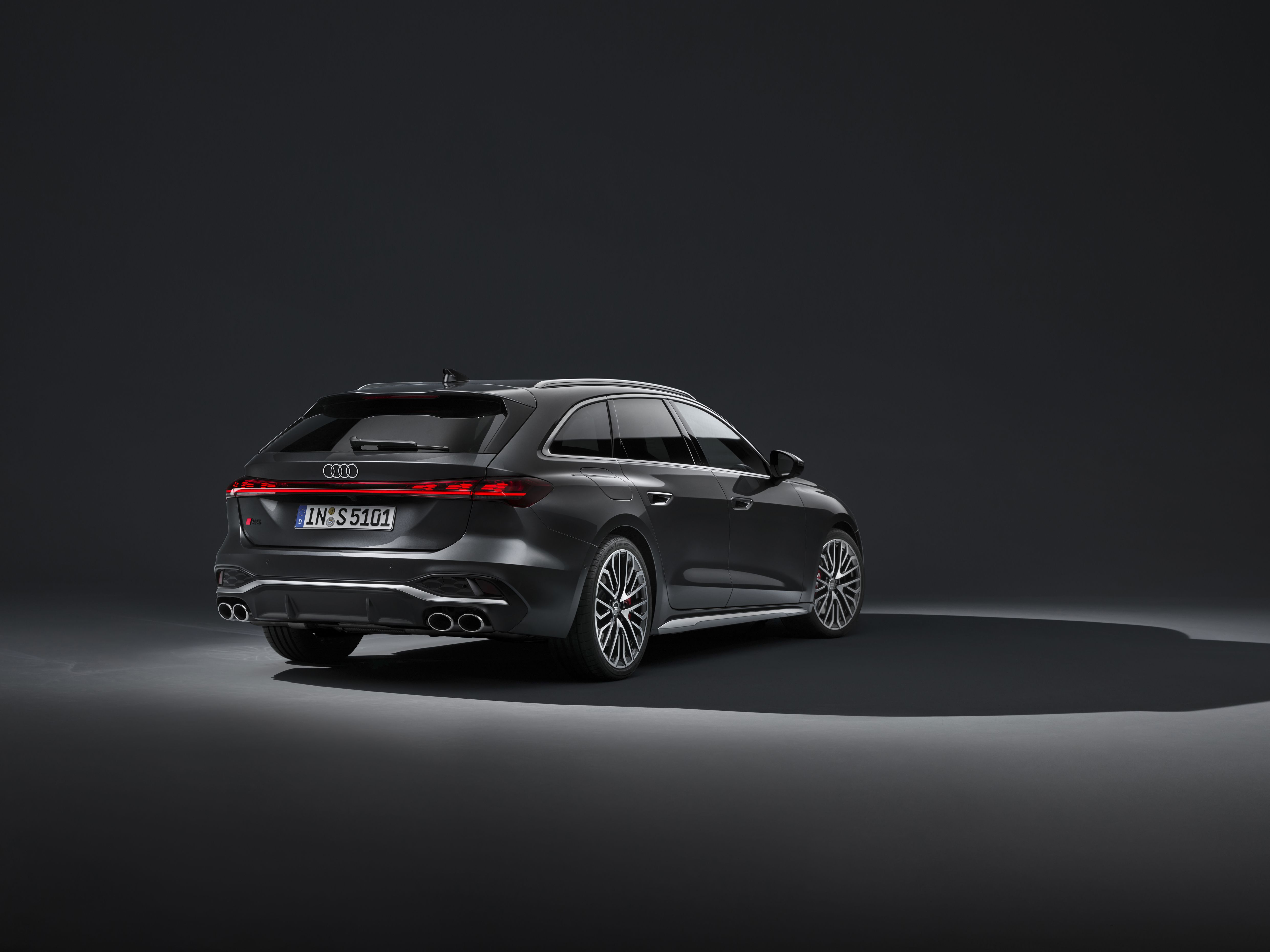 Audi A5 Avant 2024