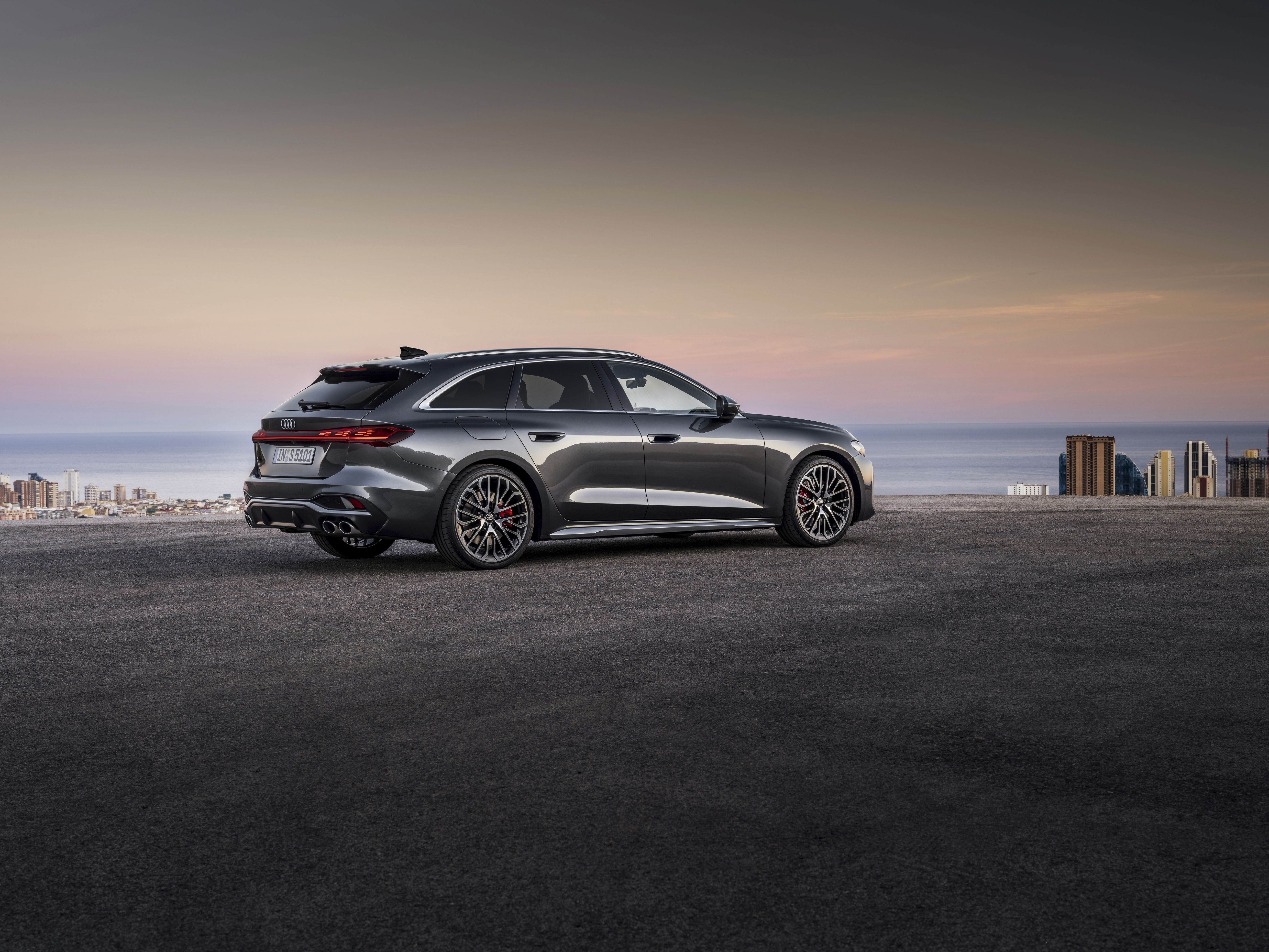 Audi A5 Avant 2024