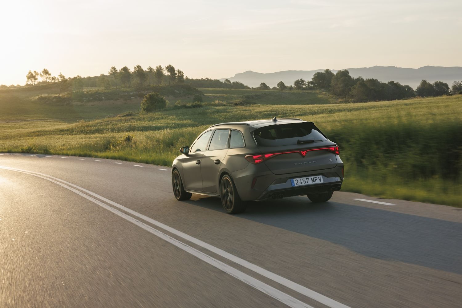 Cupra León Sportstourer VZ TSi/333 4Drive DSG/7