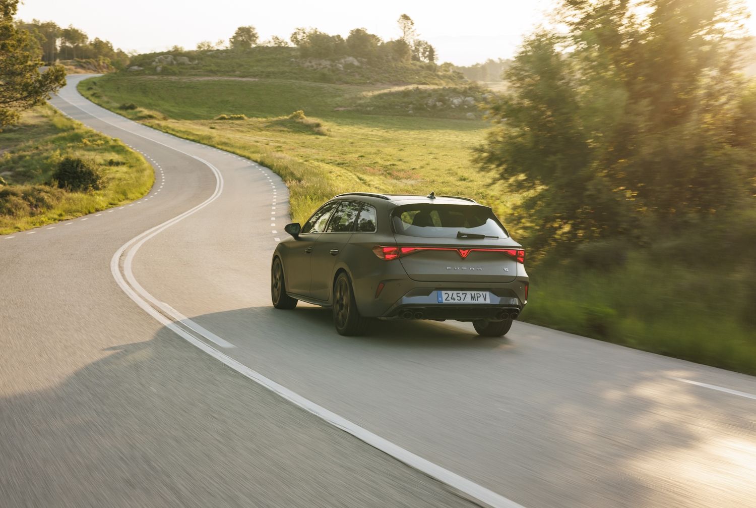 Cupra León Sportstourer VZ TSi/333 4Drive DSG/7