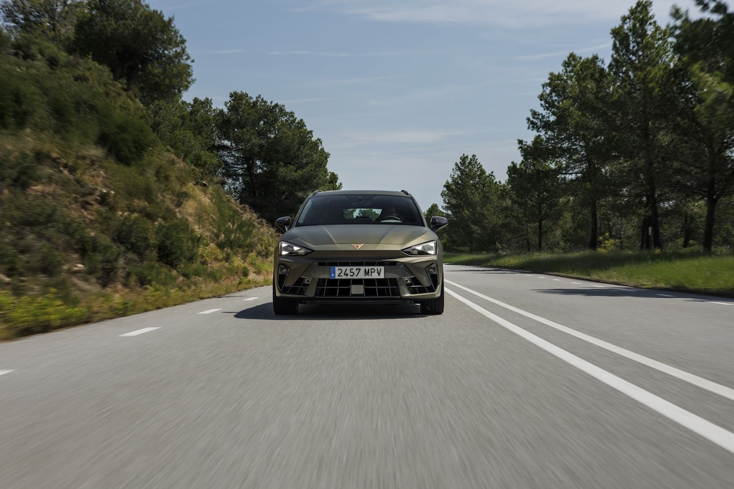 Cupra León Sportstourer VZ TSi/333 4Drive DSG/7
