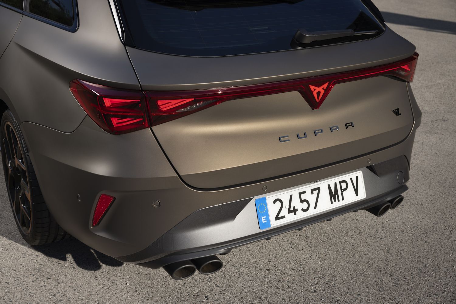 Cupra León Sportstourer VZ TSi/333 4Drive DSG/7