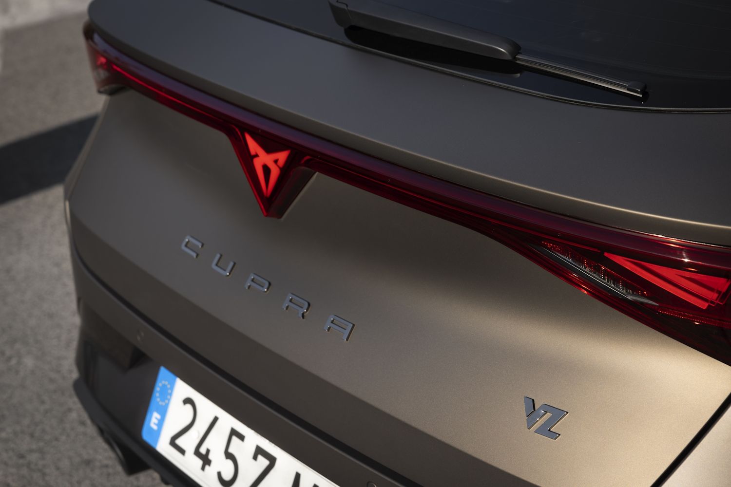 Cupra León Sportstourer VZ TSi/333 4Drive DSG/7