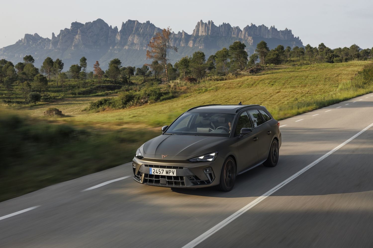 Cupra León Sportstourer VZ TSi/333 4Drive DSG/7