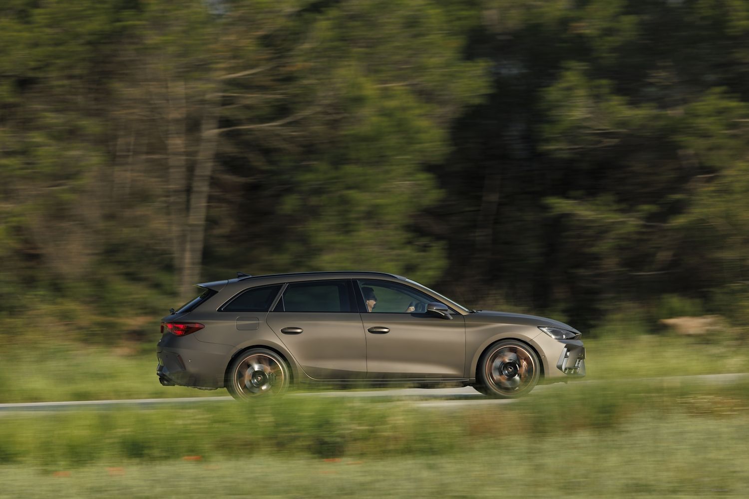Cupra León Sportstourer VZ TSi/333 4Drive DSG/7