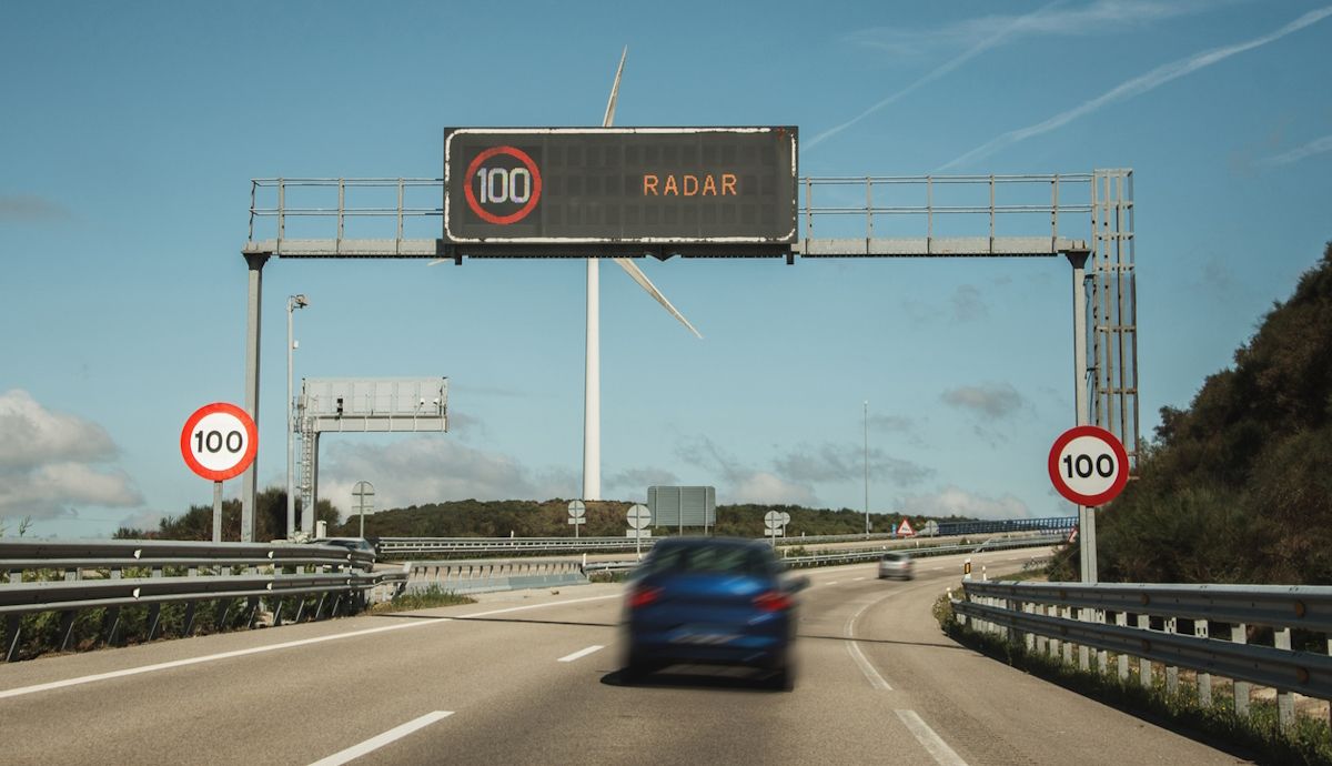 El gran truco que revela ya la DGT para saber si un radar te ha puesto una multa de velocidad o no