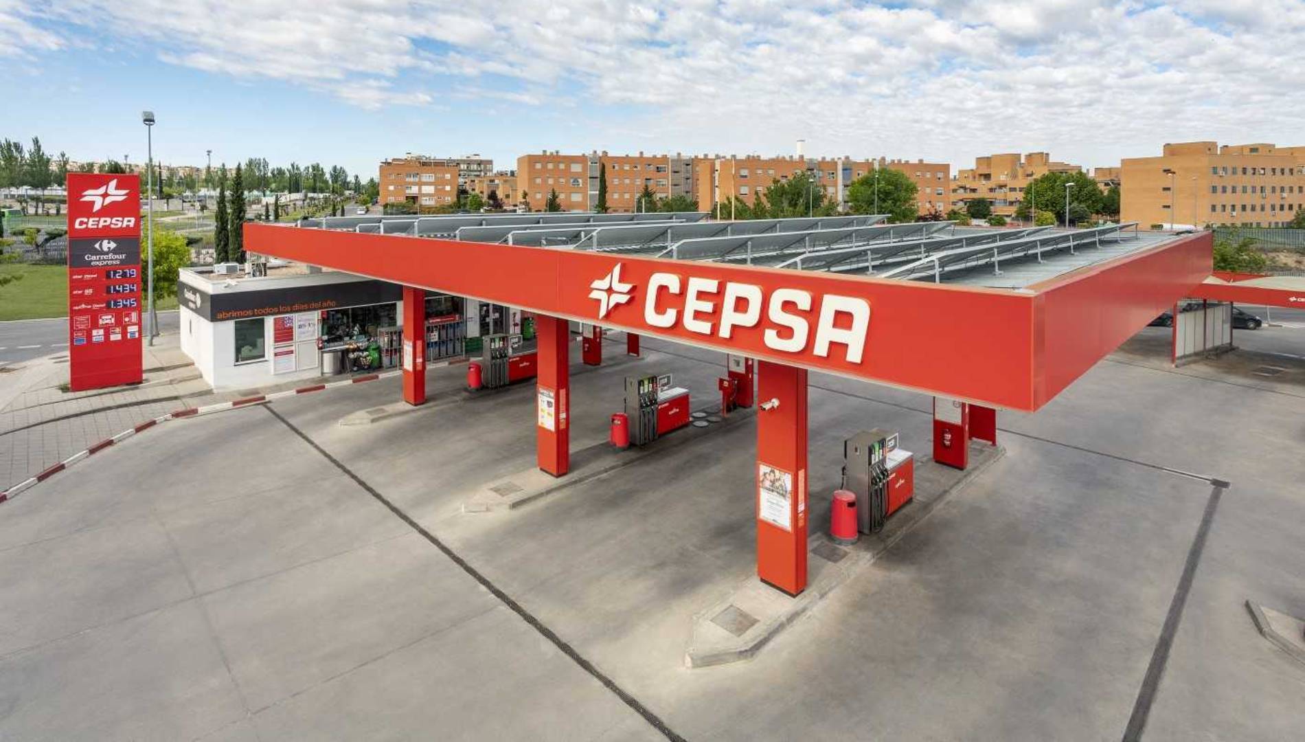 En estas gasolineras podrás conseguir un descuento de 10 céntimos por litro durante este verano