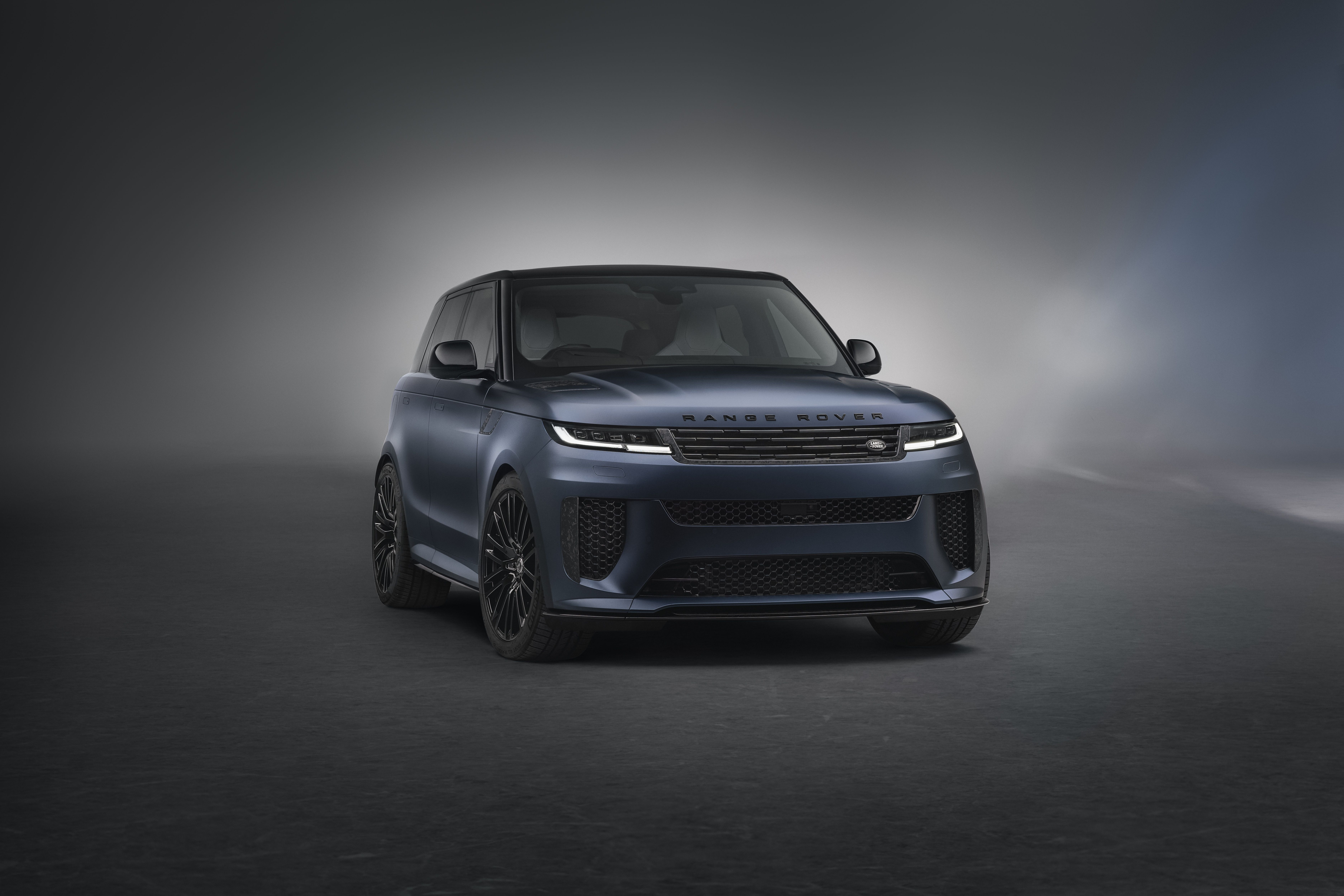 Range Rover Sport SV Edition Two Nebula Blue