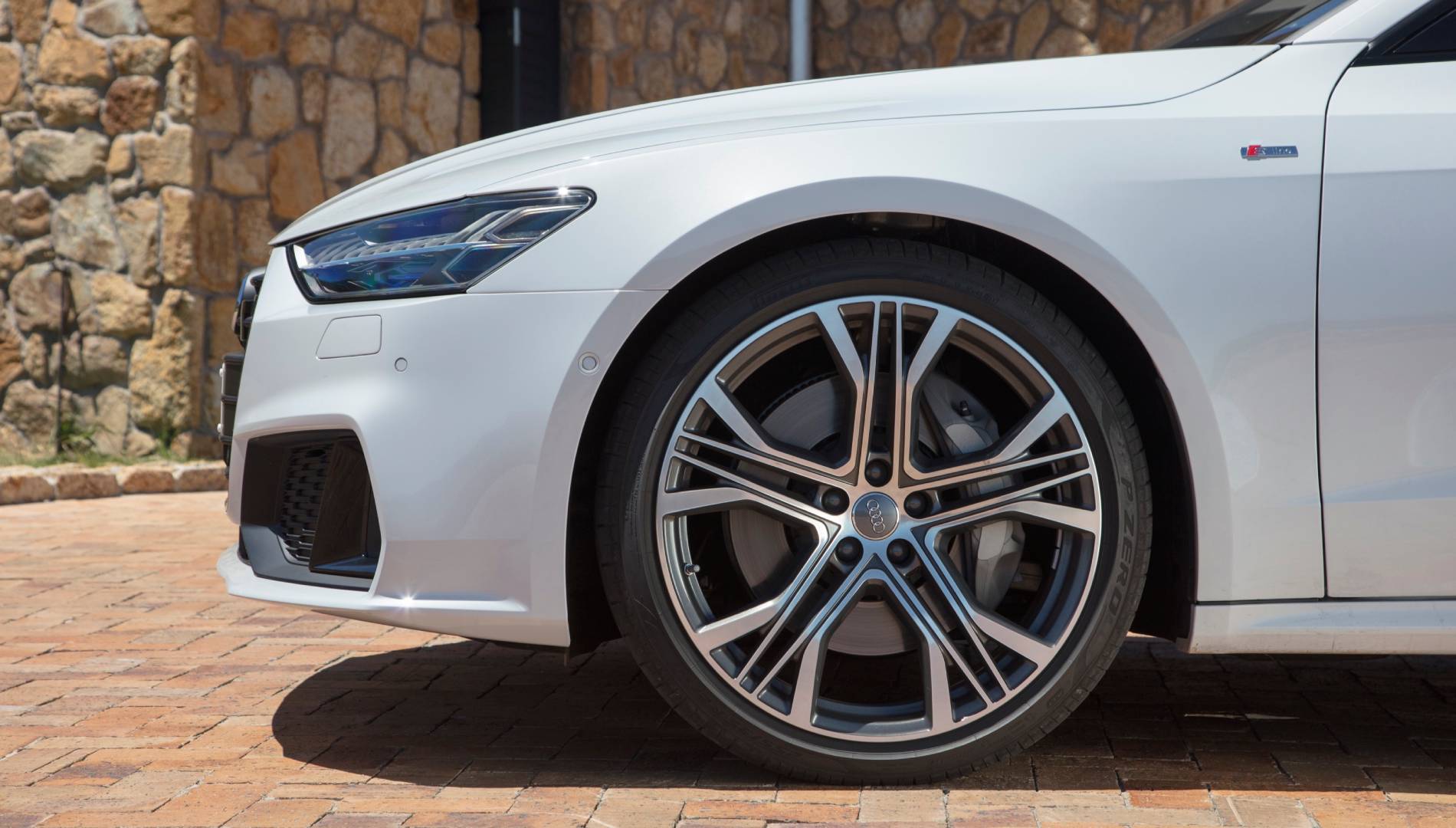 Primeros datos en primicia del próximo Audi A7: la berlina que seguirá apostando por la gasolina