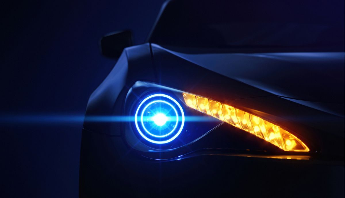 Luces adaptativas del coche