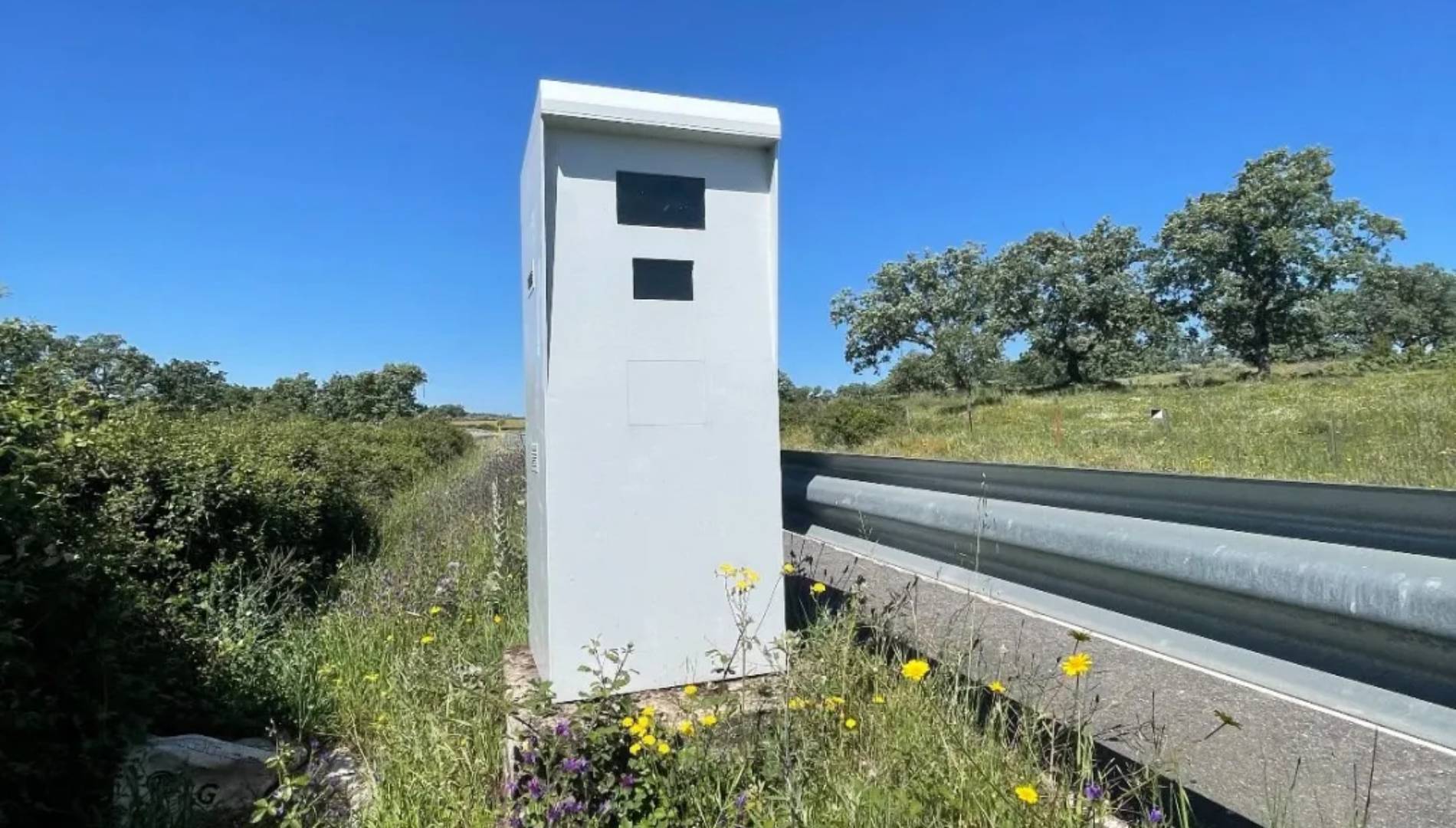 Otro ejemplo de un radar mal ubicado. Foto: IMU