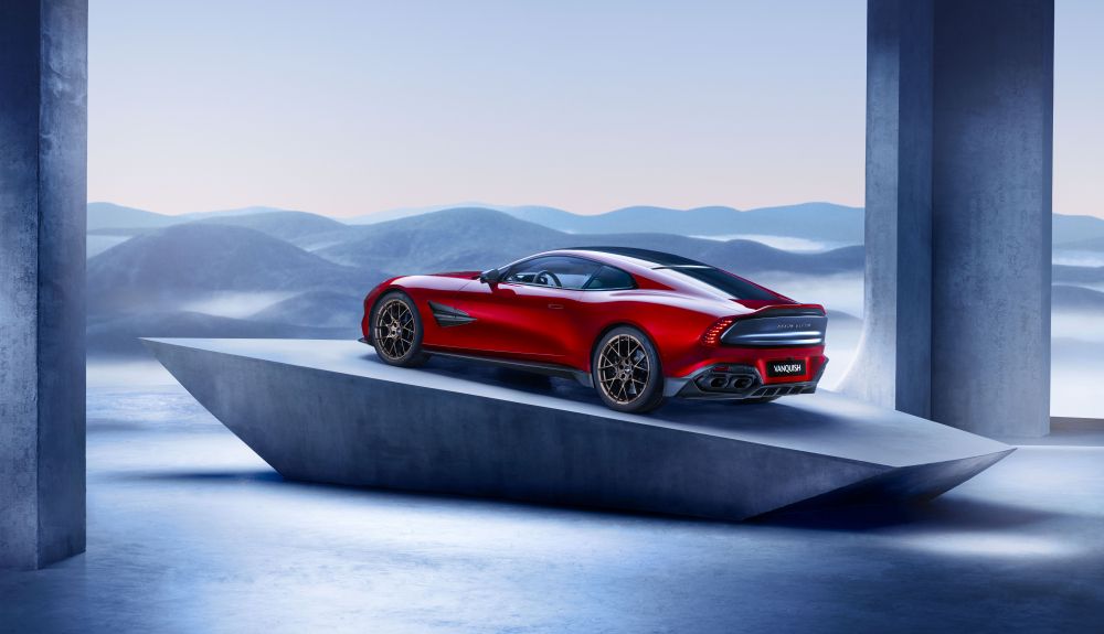 Aston Martin Vanquish Aston Martin Vanquish