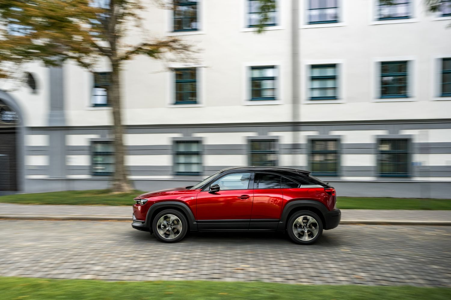 Mazda MX-30 e-Skyactiv R-EV