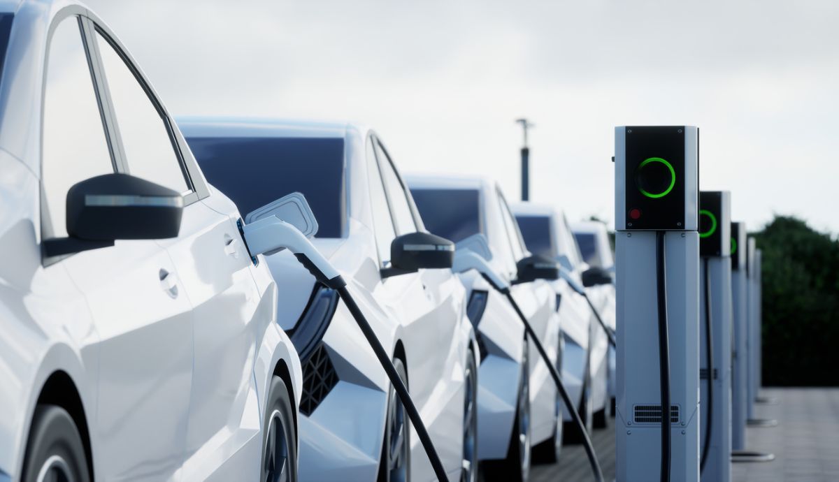 Las ventas de eléctricos han caído en octubre