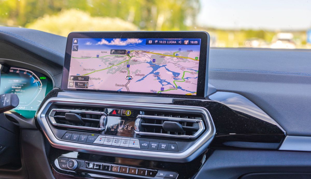 Sistema de infotainment del coche