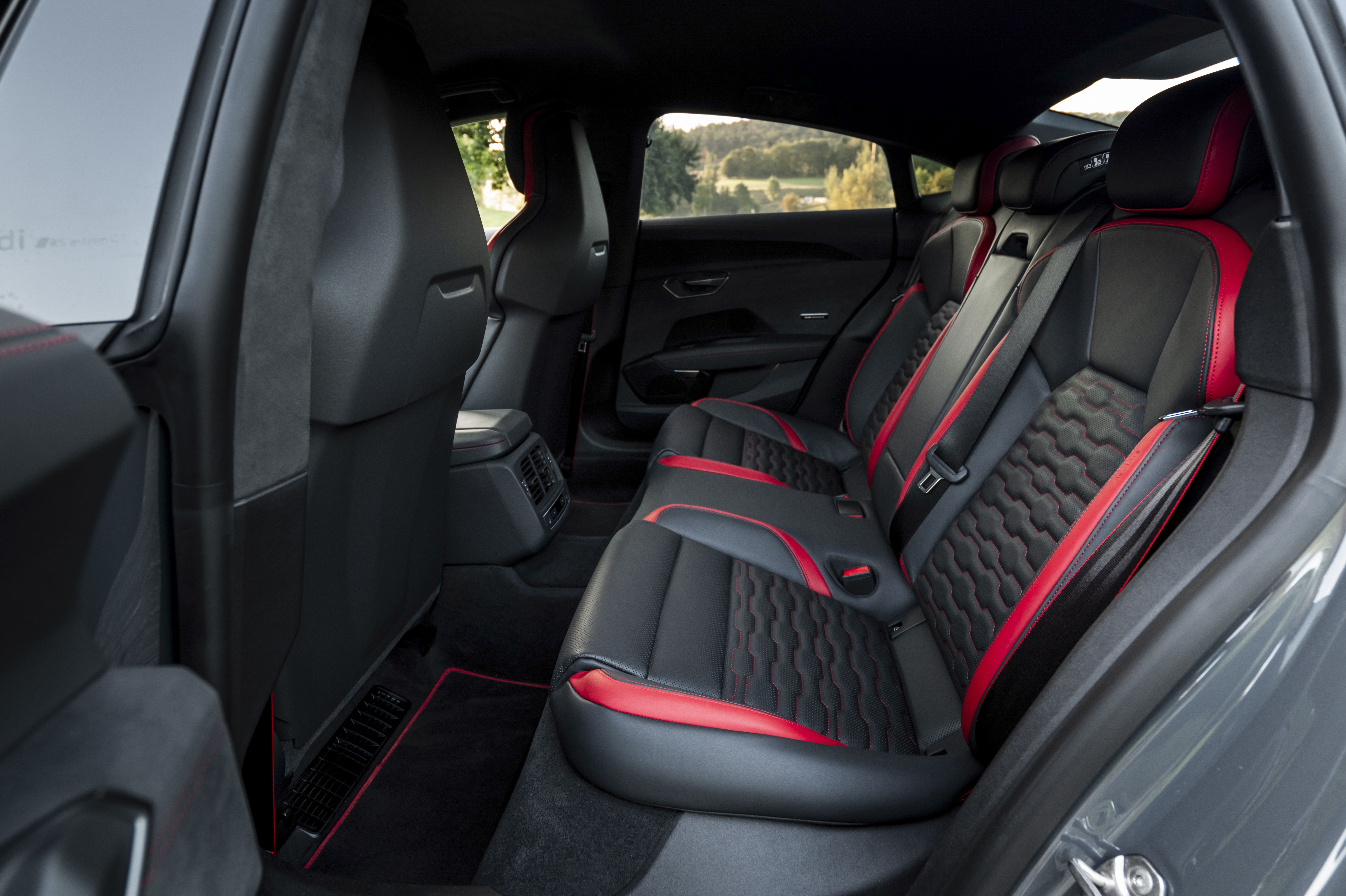 Audi e-tron GT 2024