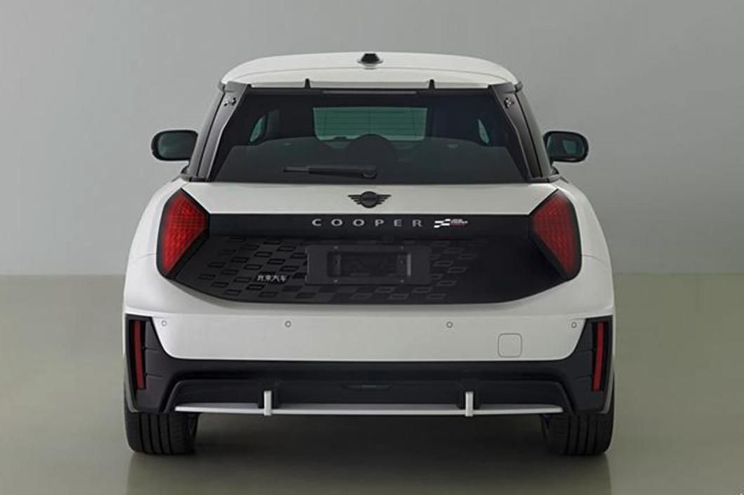 Nuevos Mini John Cooper Works 2025. Foto: Ministerio de Industria de China.