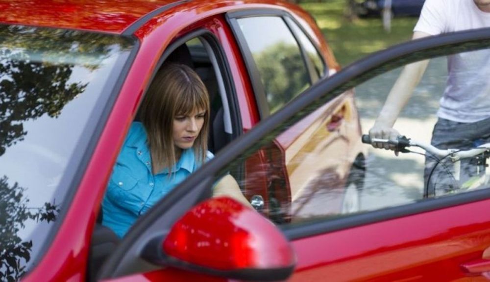 Así es el truco “a la holandesa” que desvela la DGT, evita accidentes y puede salvar incluso vidas
