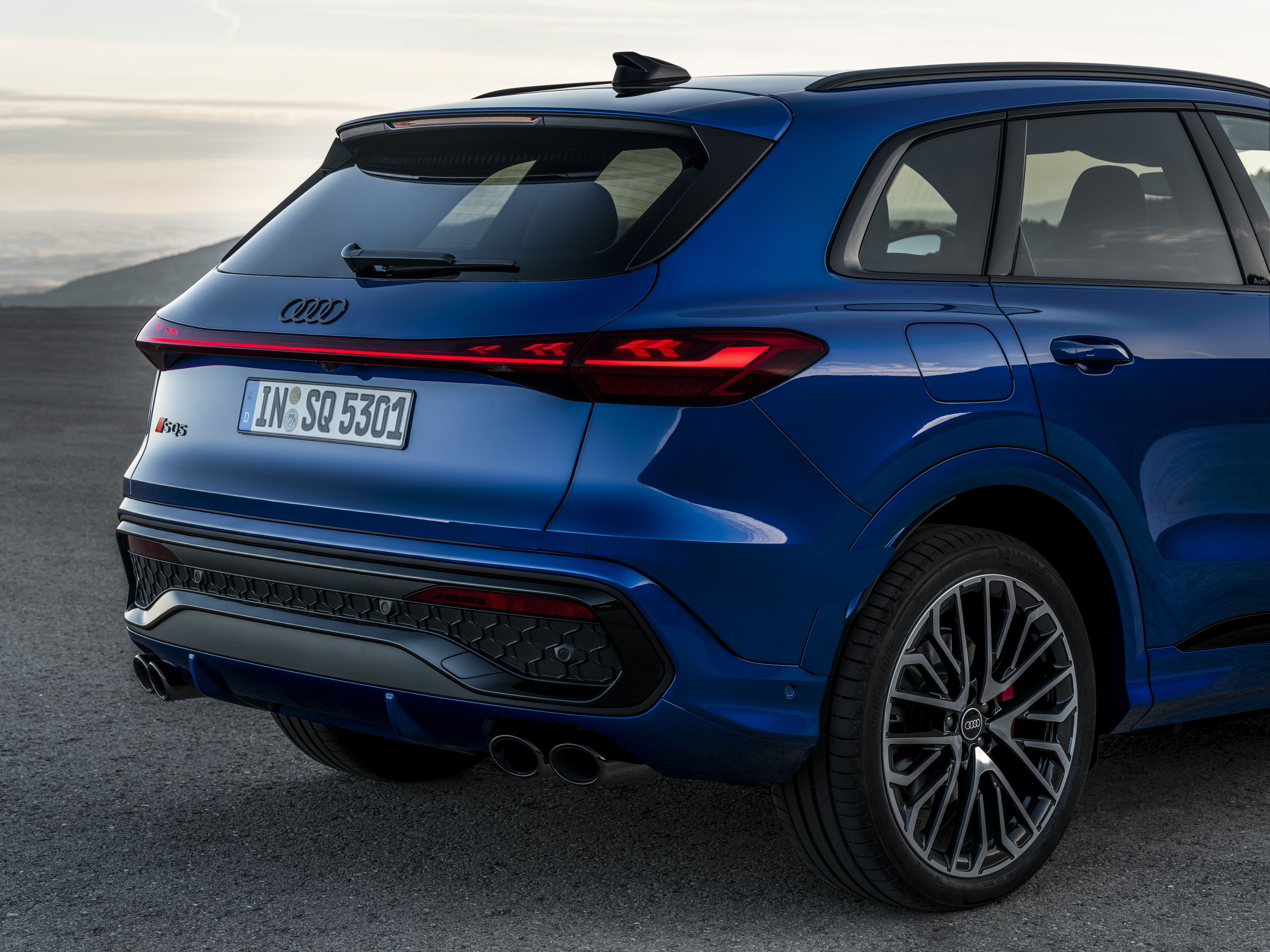 Audi SQ5 2024