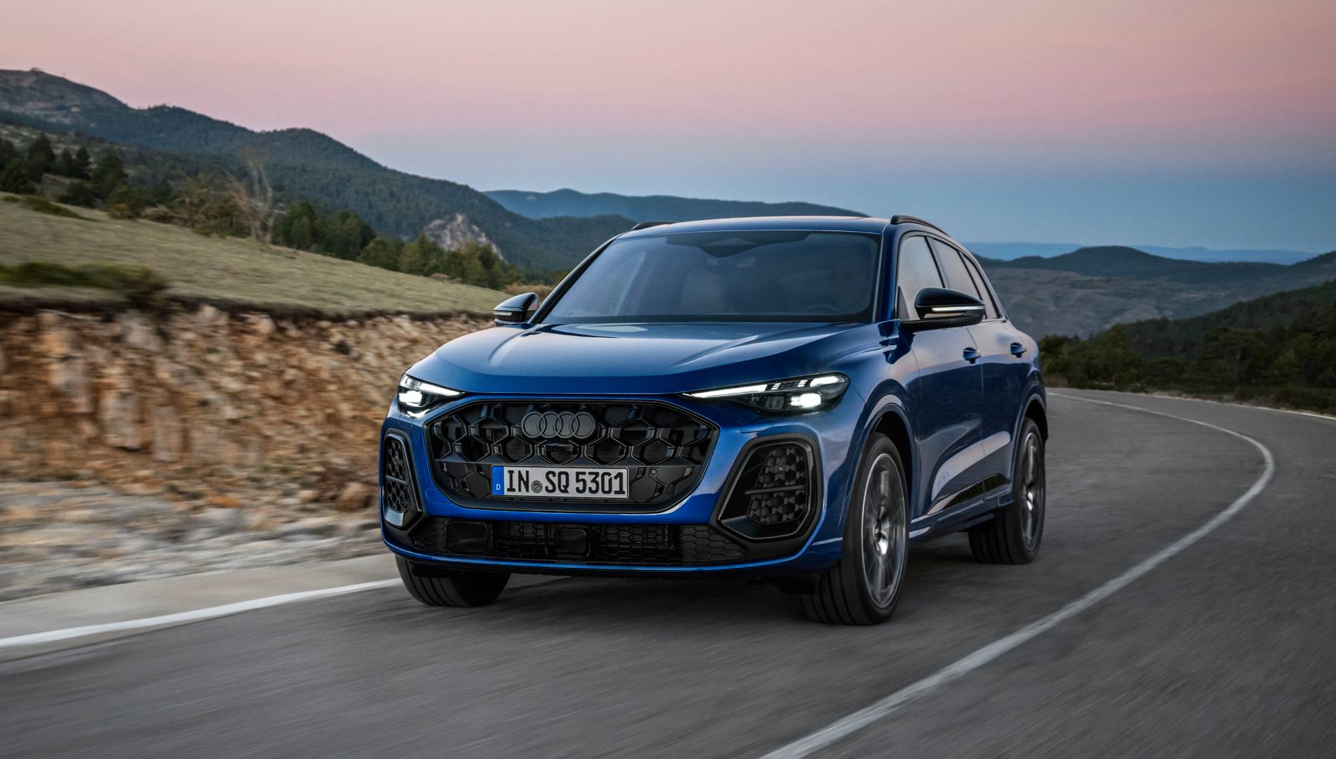 No es el SUV más vendido de Audi, pero sí el más avanzado y moderno: conoce aquí su gama y precios