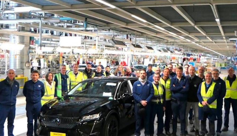 peugeot e 408 2024 noir avg usine mk bd peugeot e 408 2024 noir avg usine mk bd