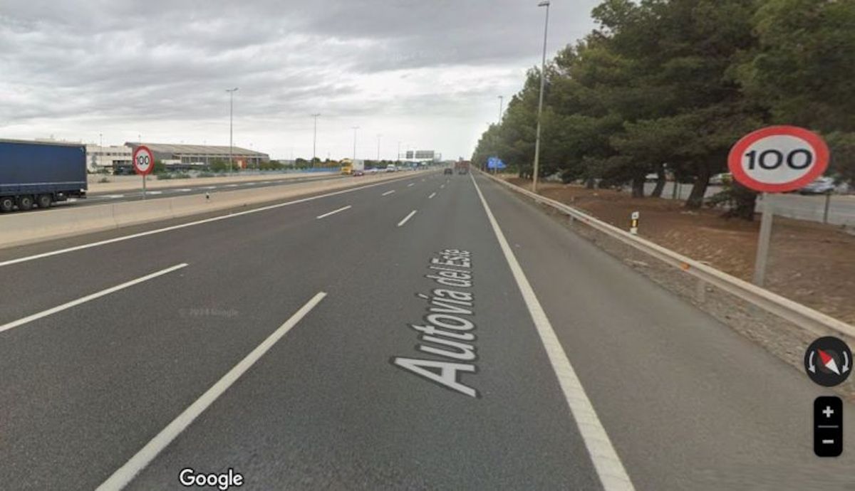 Ya multa uno de los radares más amenazantes de la DGT, en una larga recta de autopista y a 100 kmh