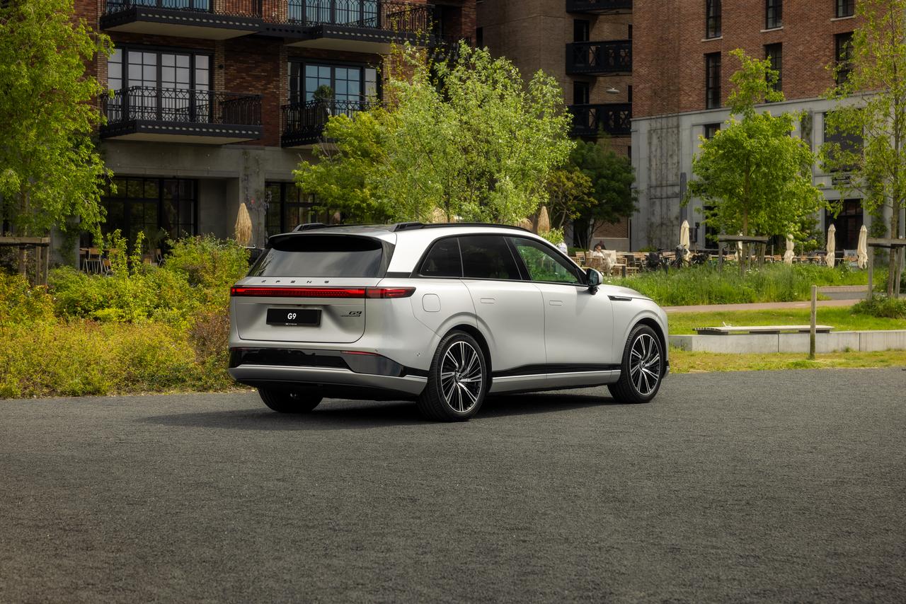 Xpeng G9