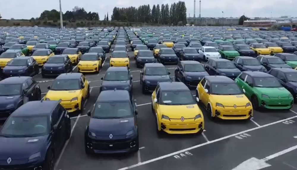 El coche más esperado del año ya va camino de los concesionarios, así es el nuevo Renault 5 El coche más esperado del año ya va camino de los concesionarios, así es el nuevo Renault 5