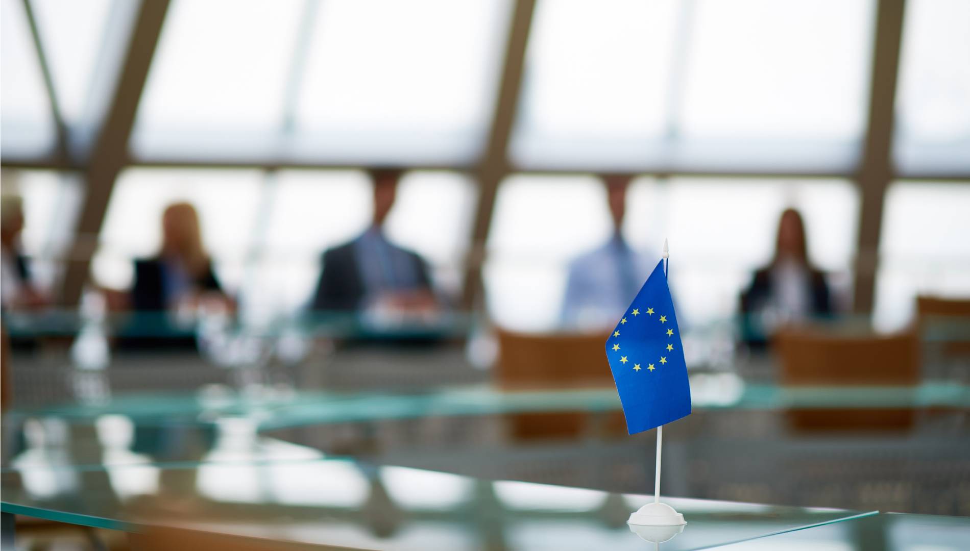 La Unión Europea aprueba definitivamente los aranceles a los coches eléctricos chinos: los detalles
