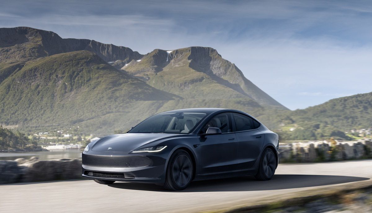 El Model 3 sigue reventando el mercado y lanza su versión más deseada, ya con 700 km de autonomía