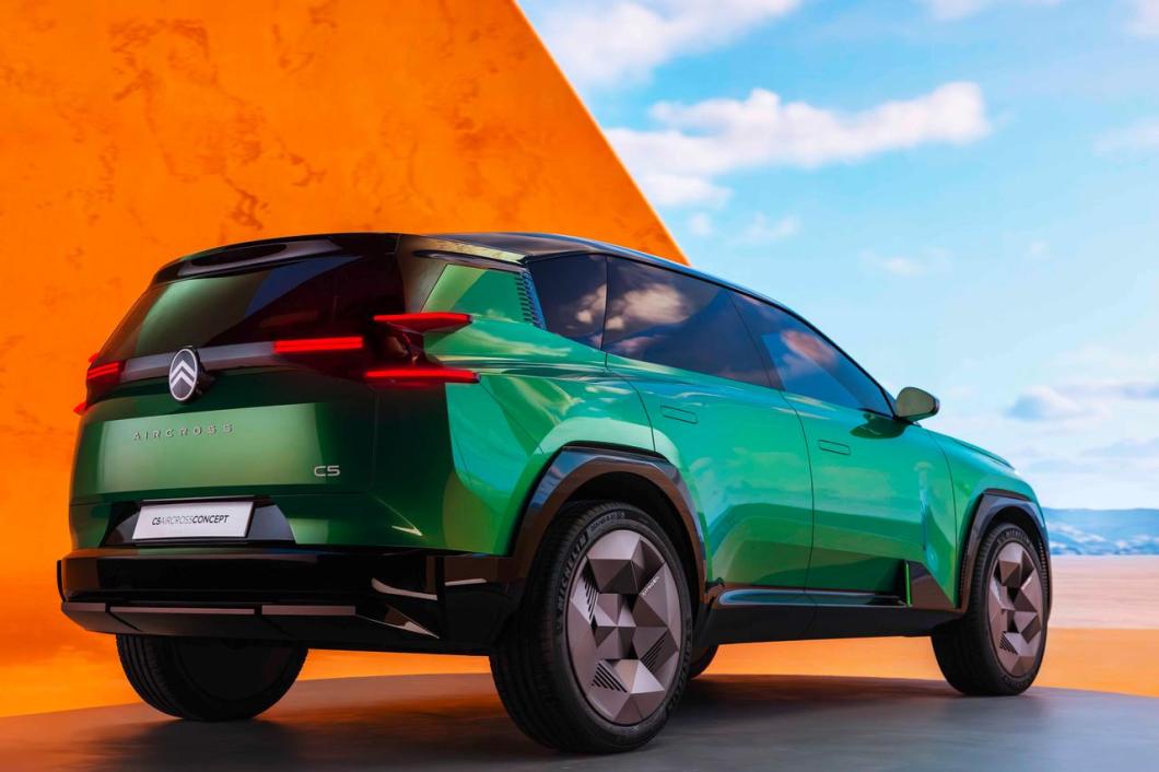 Citroën C5 Aircross Concept 2025