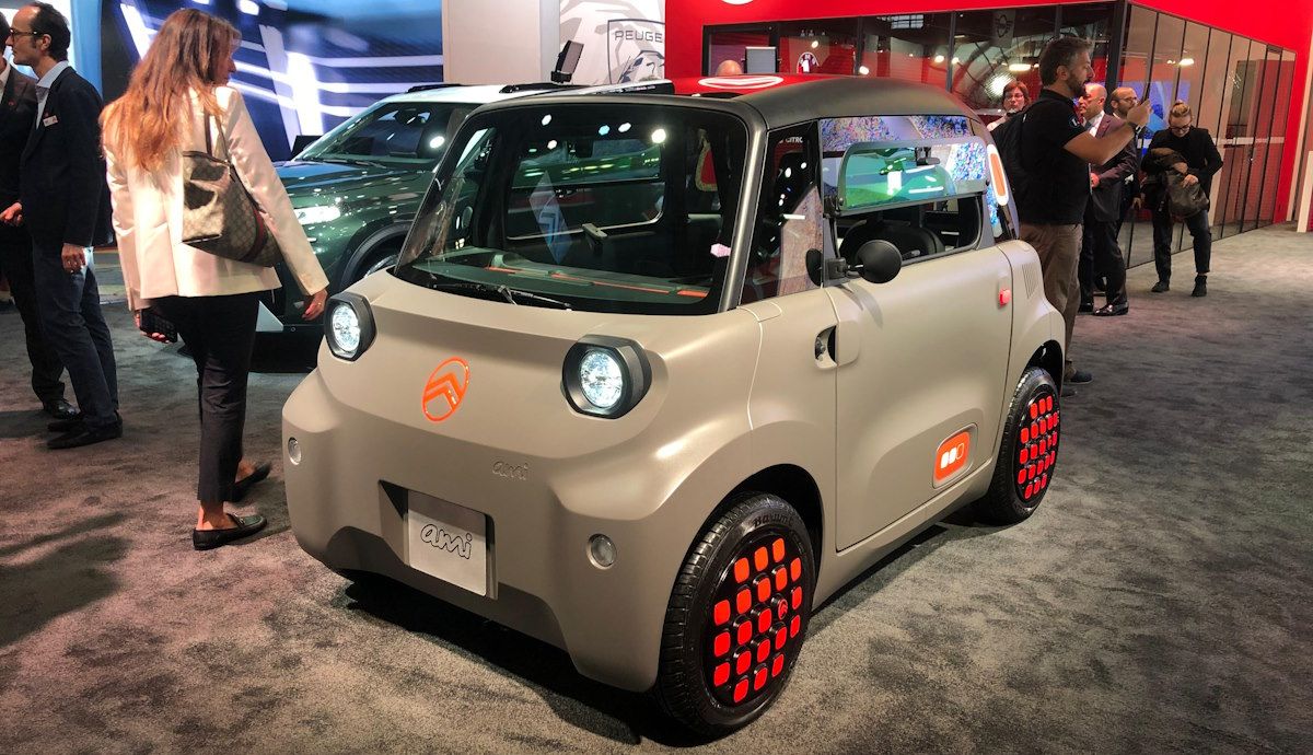Citroën Ami 2025, nuevo estilo y un anticipo de carrocería más lúdica para el mini coche eléctrico