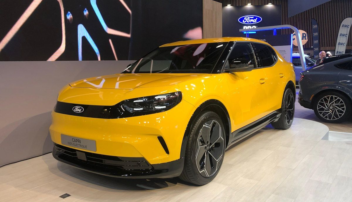 El Ford Capri inicia su producción, llegará en unas semanas y así es el nuevo SUV coupé eléctrico