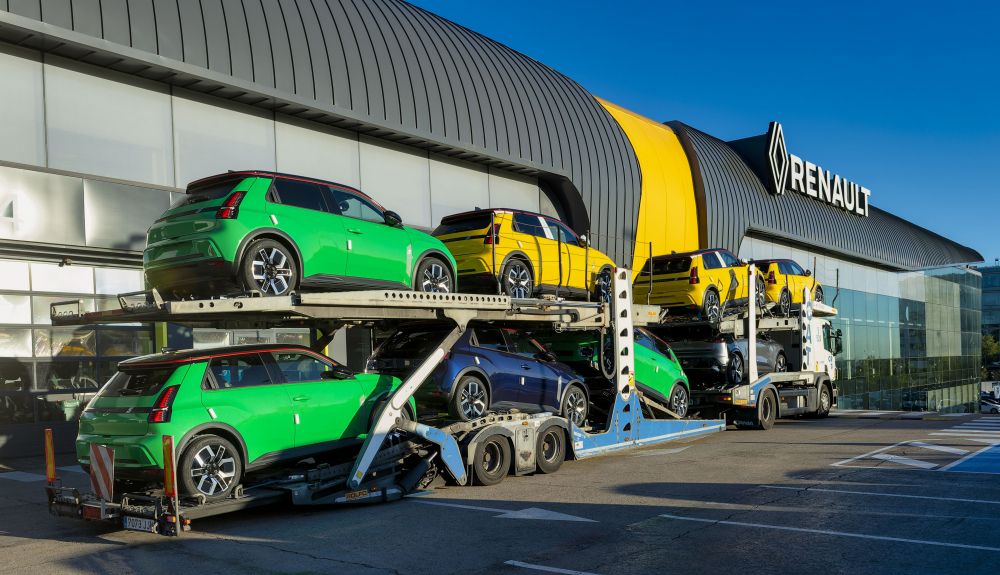 Los primeros Renault 5 E-Tech ya han comenzado a llegar a los concesionarios