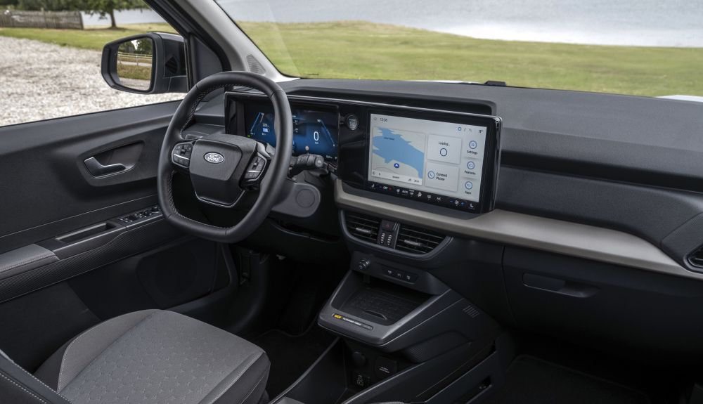 Ford E-Tourneo Courier